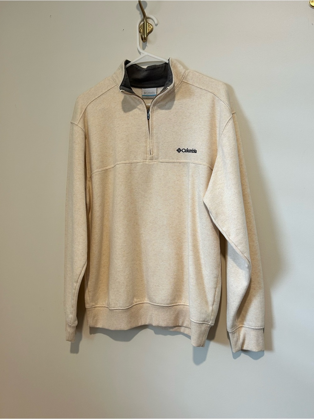 Columbia Men’s Cream Quarter-Zip Sweatshirt with Dark Contrast Collar